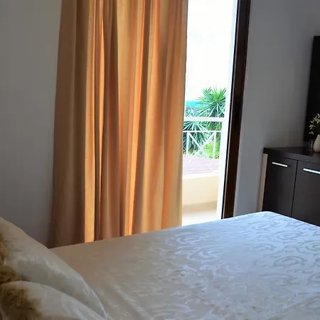 Jb Hotel Sarande