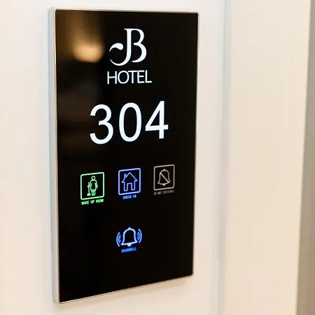 Hotel Jb *